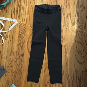 Lululemon leggings in dark grey
